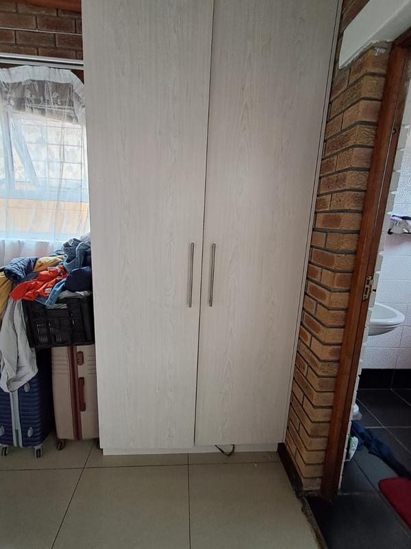 8 Bedroom Property for Sale in Vasco Estate Western Cape